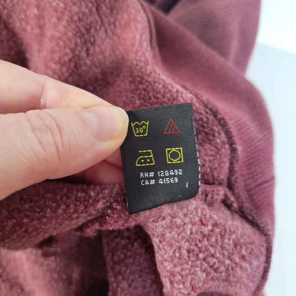 Mens Greg Norman Sweatshirt Red Size XXL One cuff might be a bit stretched out - Picture 11 of 11